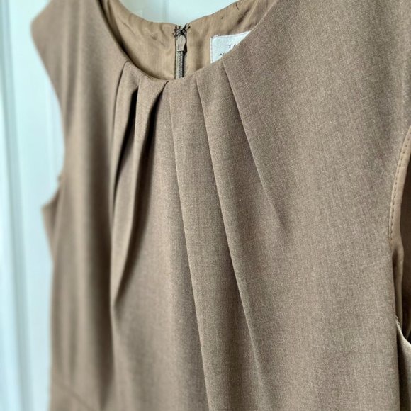 Tahari by ASL Solid Brown Cocktail Dress [8] - Picture 4 of 9